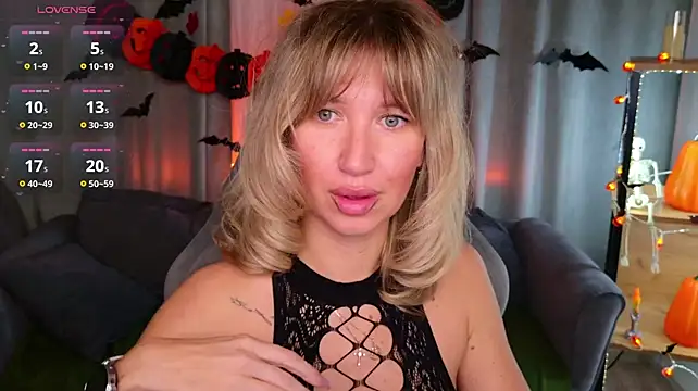 MilaBott - make me wet+ zoom pussy