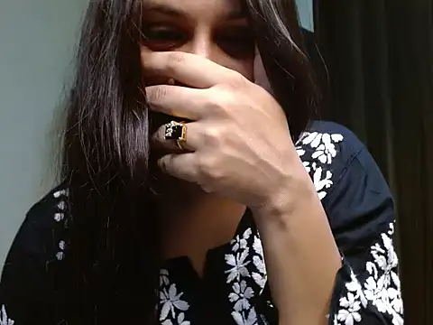 Yours_riya_- - nude show