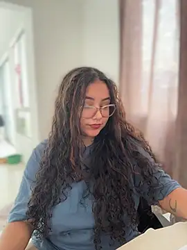 CurlyGirl_1 - 💕Fingering wet pussy