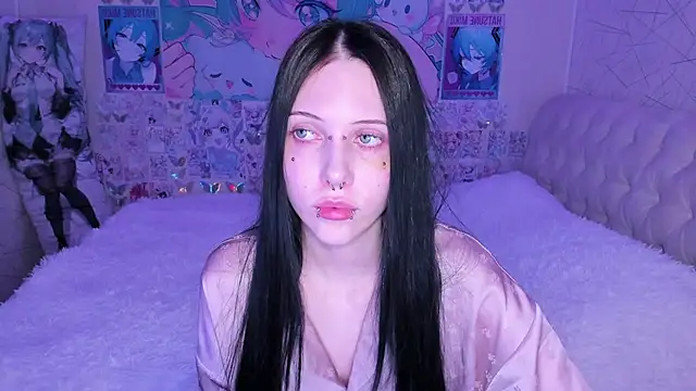 SugarBunny18 - doggy without panties