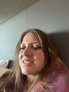 Molly_witha_chance - Put in new buttplug