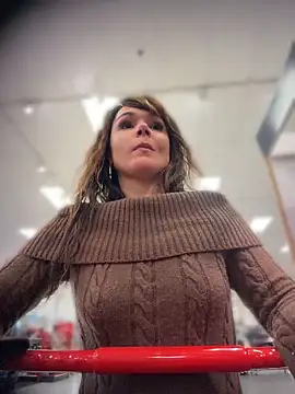 BaileyMFox - Nude in public bathroom