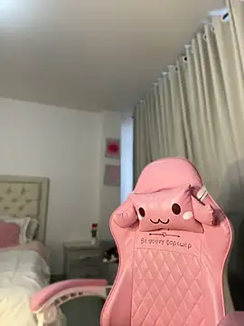 Itsmadely - SHOW BOOBS
