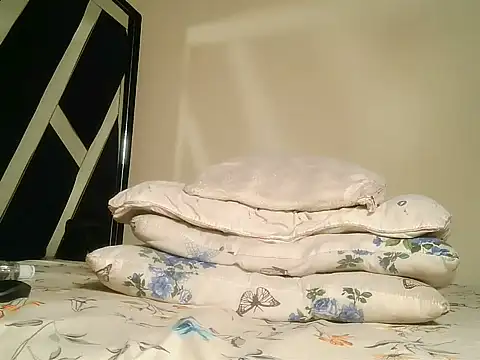Petite_Desire - MAKE ME FUCK MY ASS DADDY 🥵😈😈