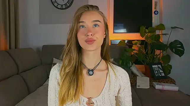 SugarSkye - Naked & ready to play 💋