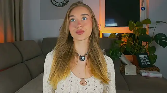 SugarSkye - Naked & ready to play 💋