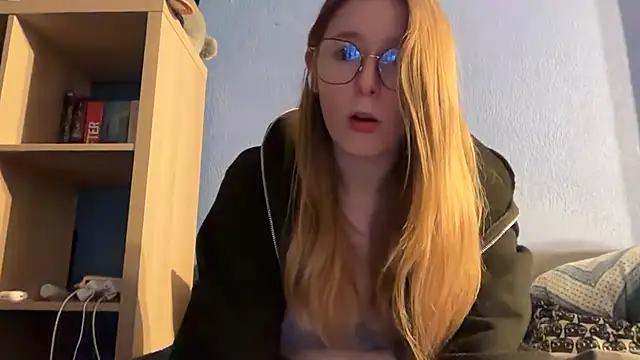Thepretiestgirlhere - Je me masturbe/ I masturbe myself 🥵