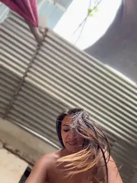 Hall_16 - Squirting