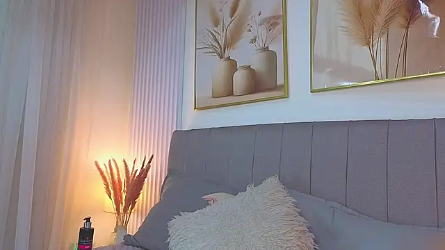 _lara1 - Fuck pussy hard and squirt 450