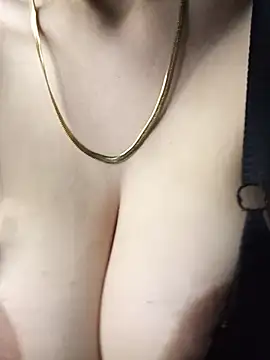 Nada_Oh - Clothes off and ass show