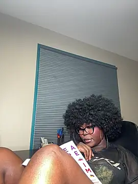 WomanNextdoor1 - Make this pussy scream 🙀 🍑💦daddy