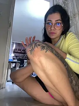 Eva_cuper - 4 finger in ass