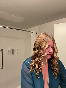 Allyanalangell - cum show