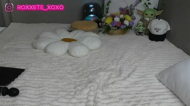ShineRox - put domi inside kitty & fuck it hehe
