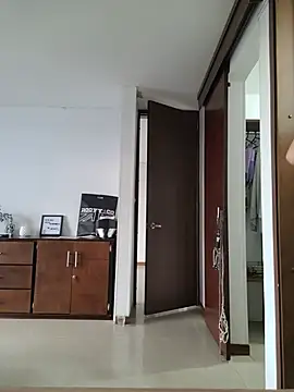 Yuli_x97 - Fingers pussy cum