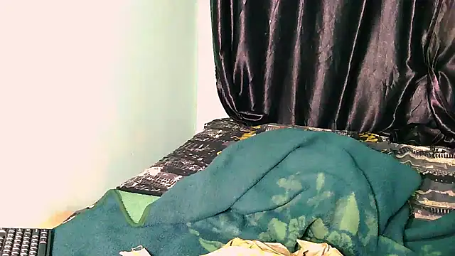Fuckable_Nasty_MILF - write ur name anywere on my body