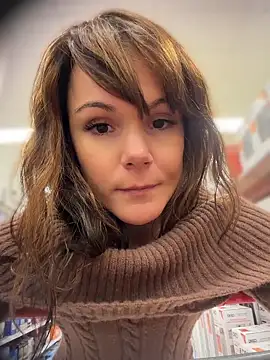 BaileyMFox - Nude in public bathroom