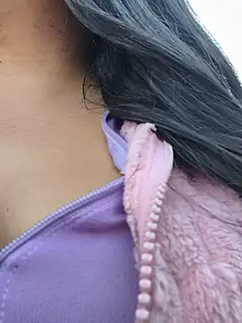 Melany_daring - Show and Spits Boobs x 2m in Public 🍒💦