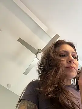 BeautifulMesss - Risky dildo fuck-male roomate downstairs