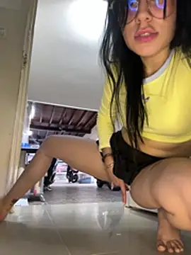 Eva_cuper - 4 finger in ass