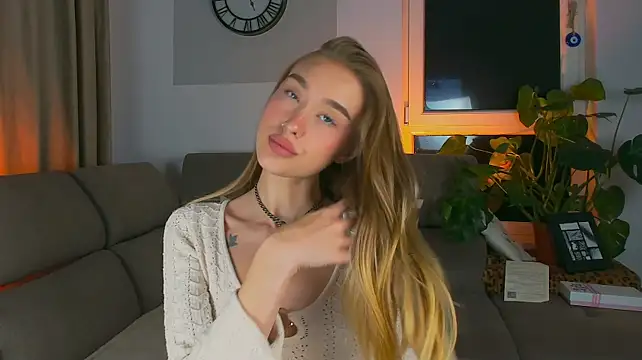 SugarSkye - Naked & ready to play 💋