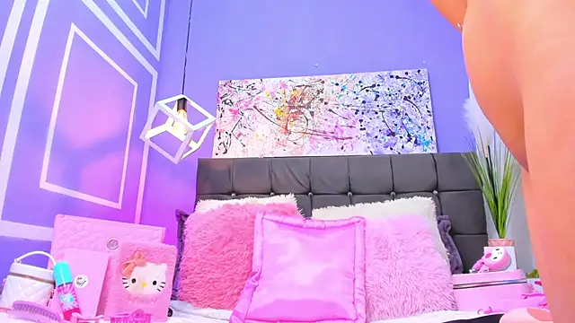 Andrea_flow - fingers in ass