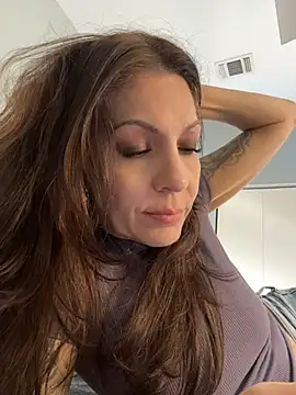 BeautifulMesss - Risky dildo fuck-male roomate downstairs