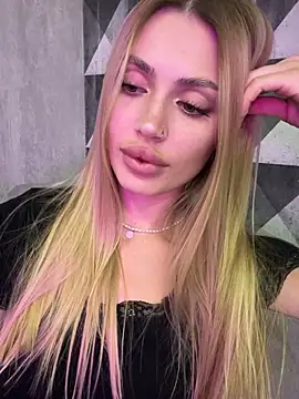 Elizabeth_Tay - Make my panties weet🎀