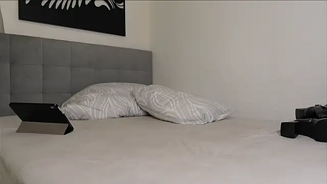Carlycrush_ - CUM WITH 2 VIBRATORS + COUNTDOWN