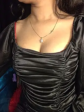 Mishti_doi - full nude in public