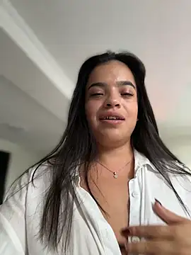 JuanitaMore01 - Control lush + fingers in pussy 😈😈😈👅