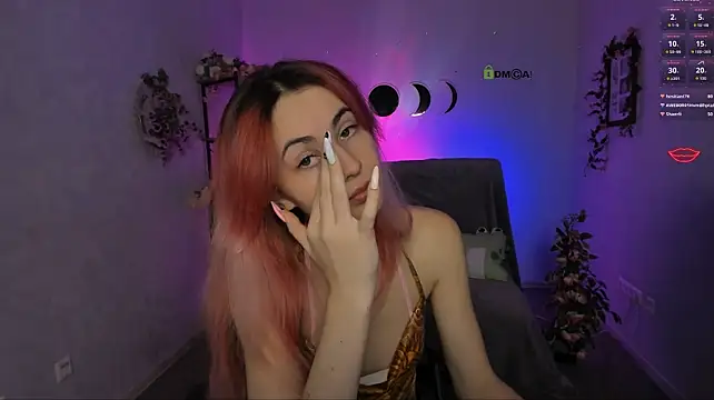 Kitniss_dreamy - handbra