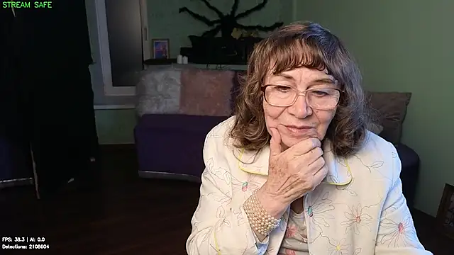 Betty_Brick