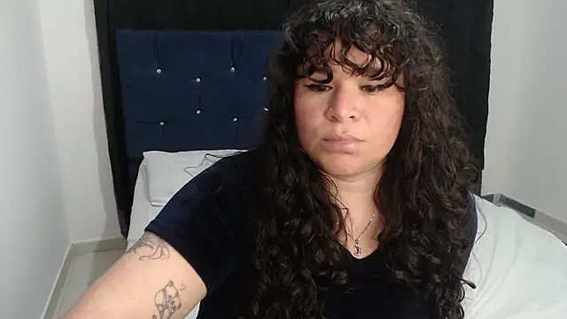 ANGELIQUE_KLANE - plug anal