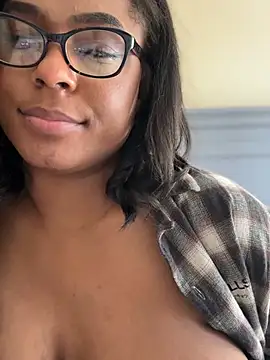 CandyLuxxxx - Naked for daddy ♥️ vid last tip