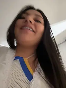 Emily_Gomezz - Plug in ass+ spanks ass