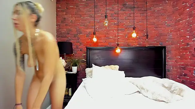 ChristynaRoss - SQUIRT SHOW