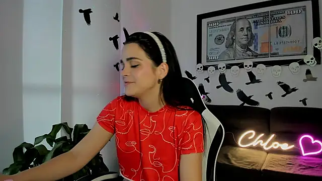 Chloesmithx- - You make me feel special🤍