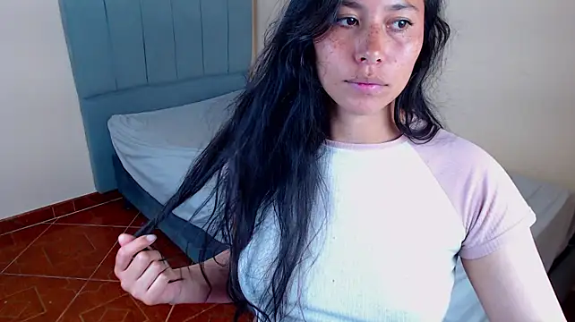 _joy_yva - naked dance with a lot of cream