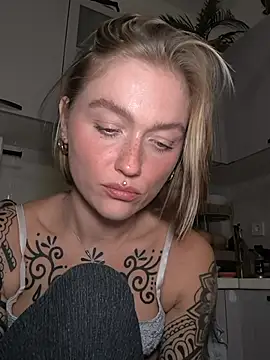 Goldi159 - Tip 45 for two hot videos 🔥
