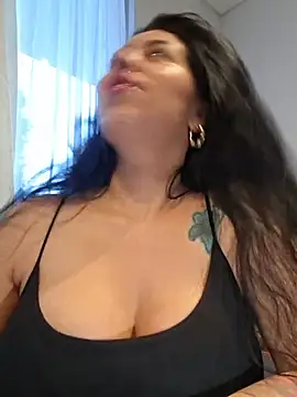 Luianna - Fingers in pussy 💦😈💦😈