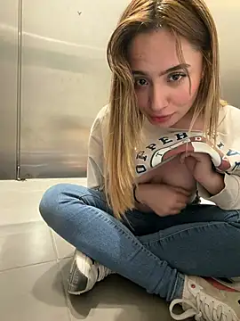 Tina_tastty22 - RUB PINK WET PUSSY IN MEN’S ROOM