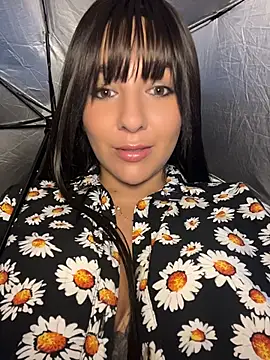 AlanaRouss - Squirt in public