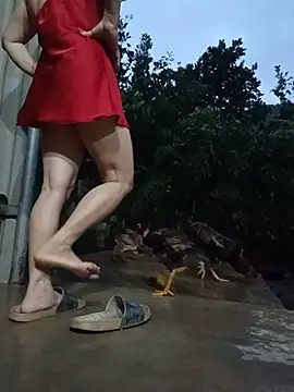 SexyQueen99 - tease me wet