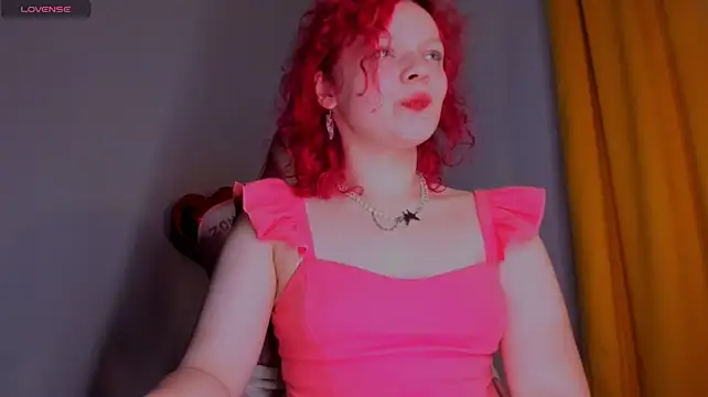 SueNiceeeee - SHOW YUMMY PUSSY OPEN AND DOGGY