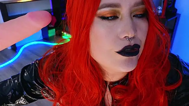 Wickedxqueen - Long toy in the throat