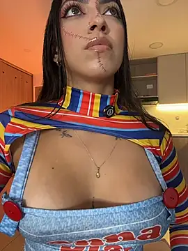 Celeste_Amber - Tits out and spit them🔥