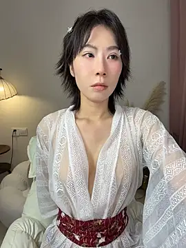 Nanako99 - 小粉插入5分钟