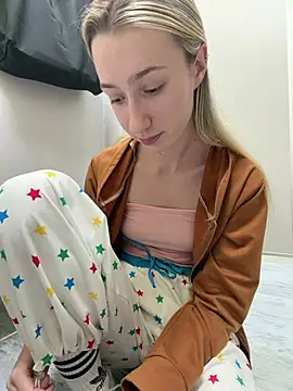 Lia-see-ya - Shake ass in my cute pants + slap | WC💢