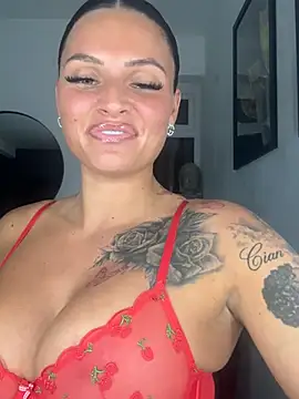 Destinylovex - Last tippet wins free truth or dare